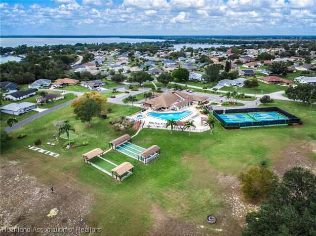 4 Rosewood Drive N, Lake Placid, FL 33852