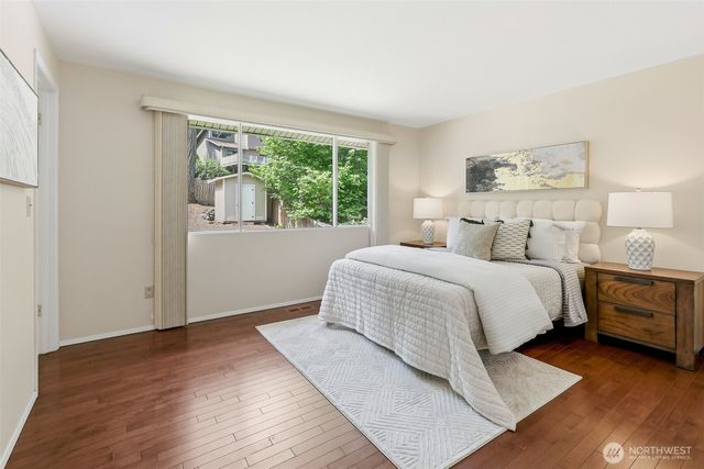 155 Capella Drive NW, Issaquah, WA 98027