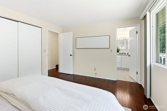 155 Capella Drive NW, Issaquah, WA 98027