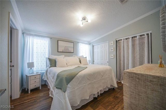 2831 York RD, St James City, FL 33956