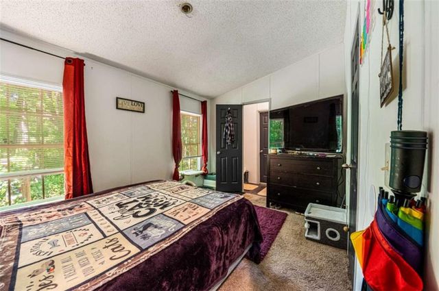 553 Pleasant Acres Drive, Maysville, GA 30558