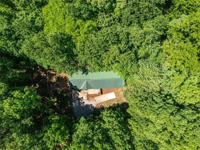 553 Pleasant Acres Drive, Maysville, GA 30558