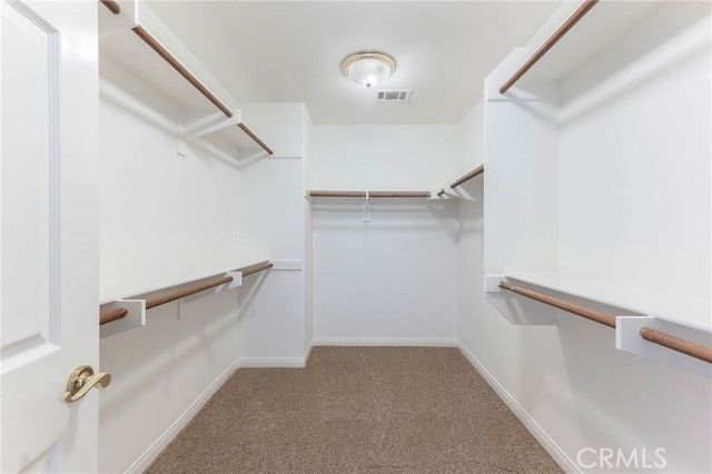 562 Ravensbury, Lake Sherwood, CA 91361