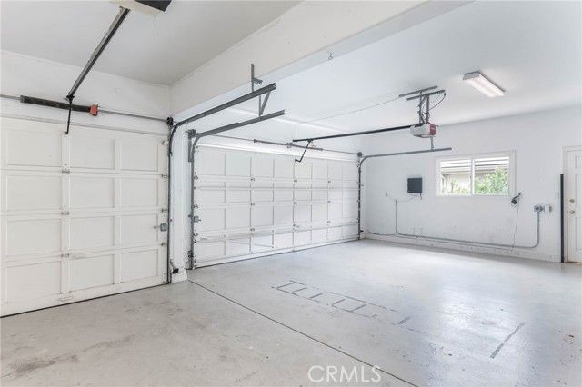 562 Ravensbury, Lake Sherwood, CA 91361