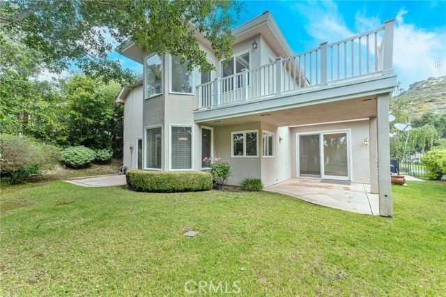 562 Ravensbury, Lake Sherwood, CA 91361