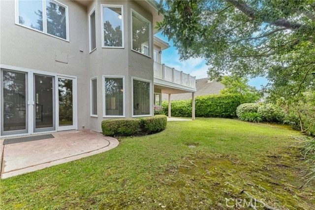 562 Ravensbury, Lake Sherwood, CA 91361