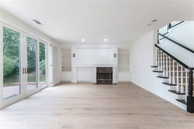 562 Ravensbury, Lake Sherwood, CA 91361