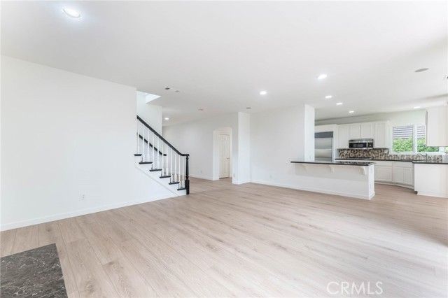 562 Ravensbury, Lake Sherwood, CA 91361