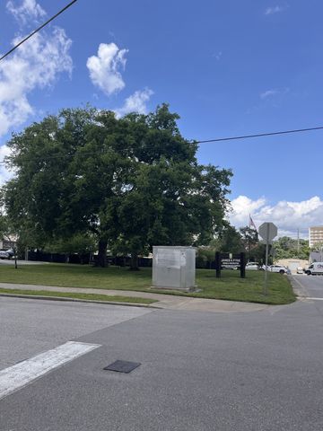 413 Oman St, Nashville, TN 37203