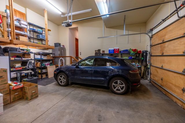 3326 NW Windwood Way, Bend, OR 97703