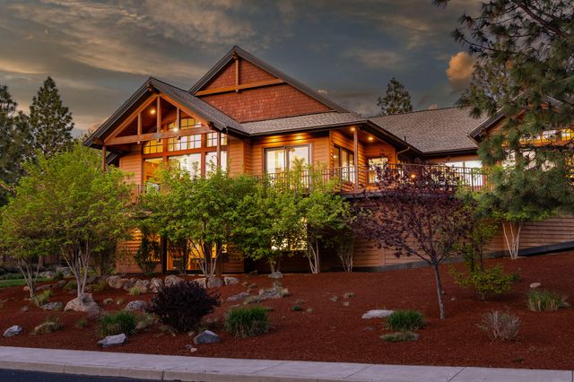 3326 NW Windwood Way, Bend, OR 97703