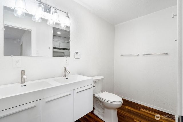 13 Barrett Road W, Montesano, WA 98563