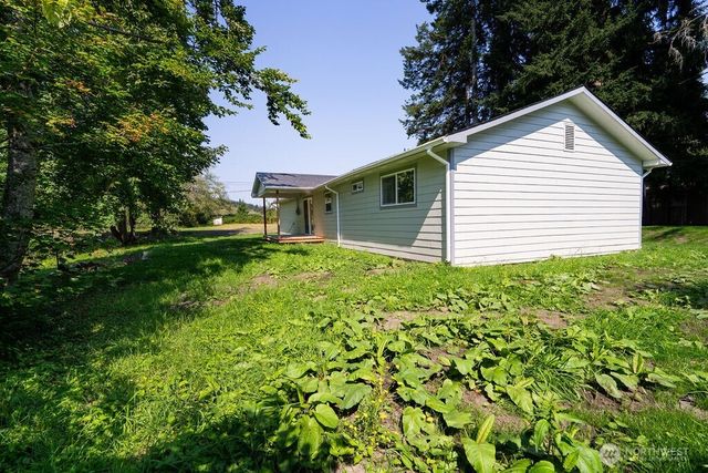 13 Barrett Road W, Montesano, WA 98563