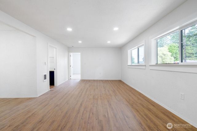 13 Barrett Road W, Montesano, WA 98563