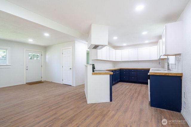 13 Barrett Road W, Montesano, WA 98563