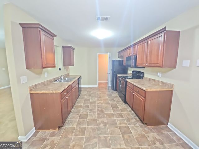 1098 McConaughy Court, Mcdonough, GA 30253