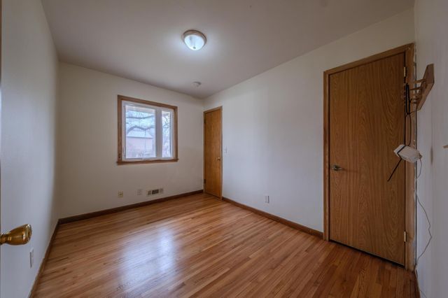 1178 Herbert Street, Saint Paul, MN 55106