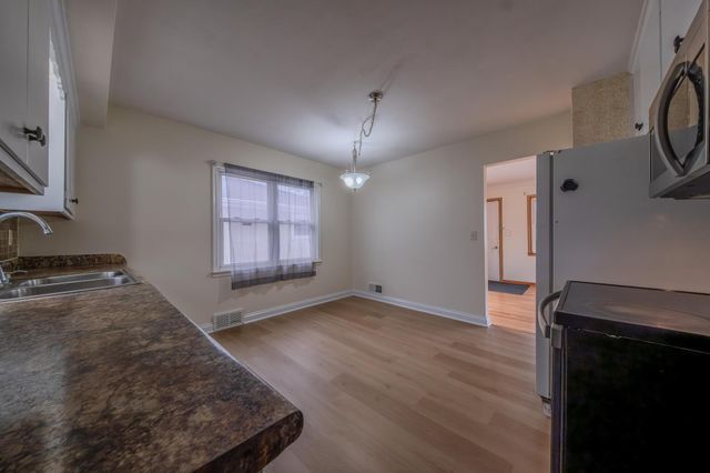 1178 Herbert Street, Saint Paul, MN 55106