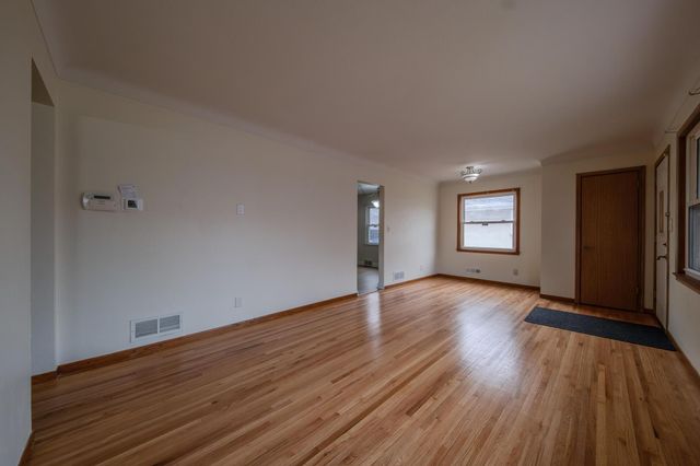 1178 Herbert Street, Saint Paul, MN 55106