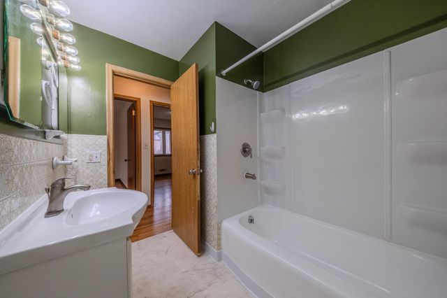 1178 Herbert Street, Saint Paul, MN 55106