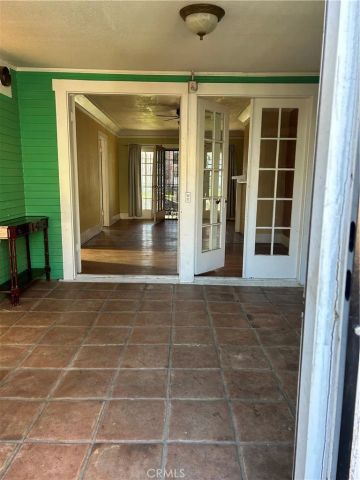 1184 N Kenmore, Los Angeles, CA 90029