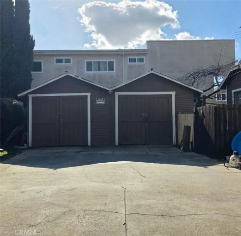1184 N Kenmore, Los Angeles, CA 90029