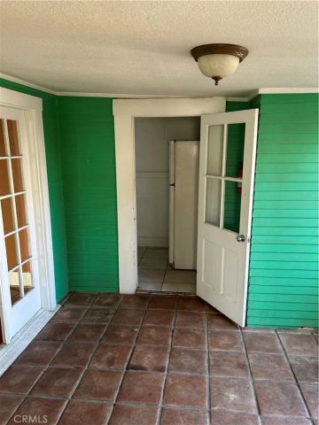 1184 N Kenmore, Los Angeles, CA 90029