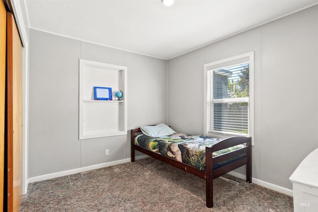 1924 Cedar Avenue, Lewiston, ID 83501