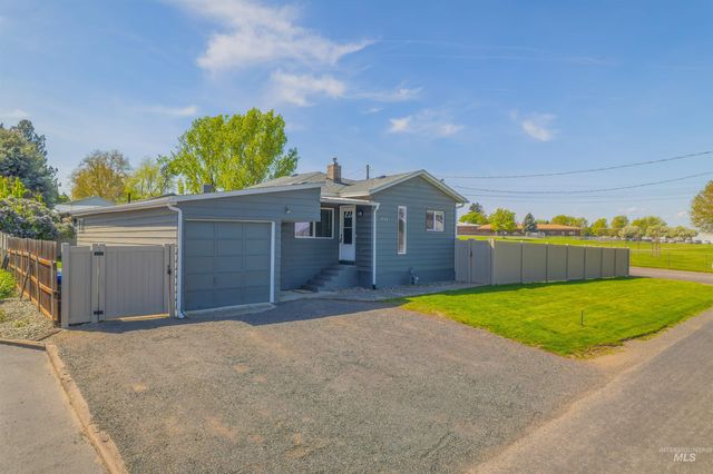 1924 Cedar Avenue, Lewiston, ID 83501