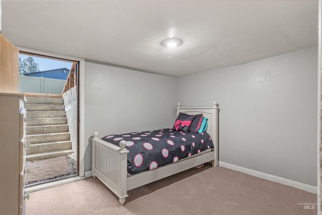 1924 Cedar Avenue, Lewiston, ID 83501
