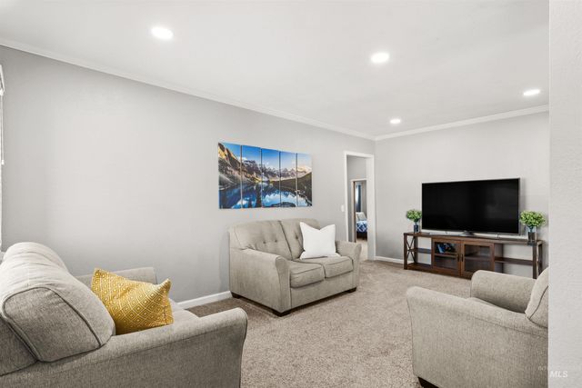 1924 Cedar Avenue, Lewiston, ID 83501