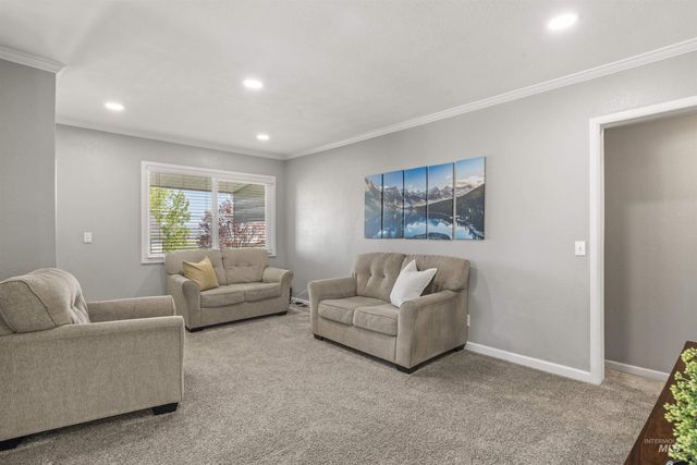 1924 Cedar Avenue, Lewiston, ID 83501