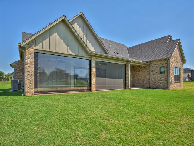 360 Old Farm Road, Edmond, OK 73034