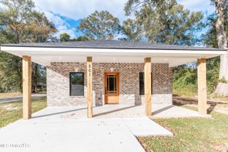 801 Fourth Street, Picayune, MS 39466