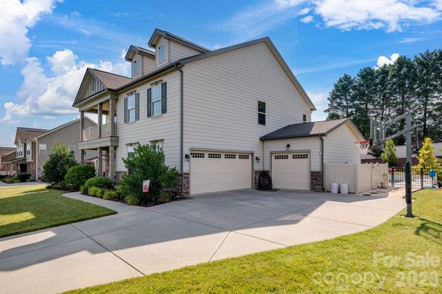 219 Houston Blair Road, Matthews, NC 28104