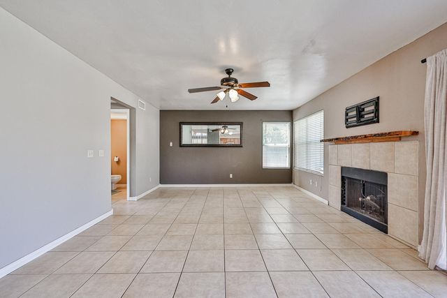 3236 E Hiddenview Drive, Phoenix, AZ 85048
