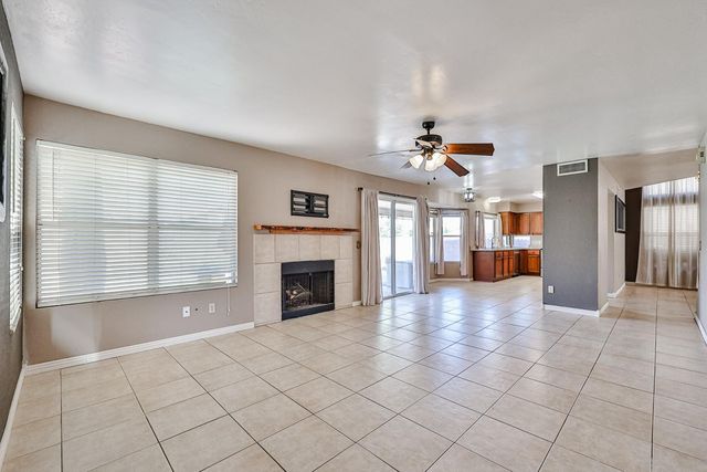 3236 E Hiddenview Drive, Phoenix, AZ 85048