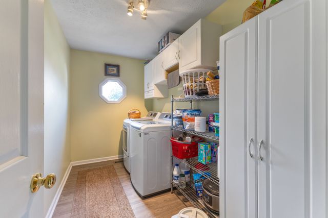 709 Harris Dr, Gallatin, TN 37066