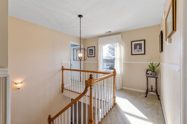 709 Harris Dr, Gallatin, TN 37066