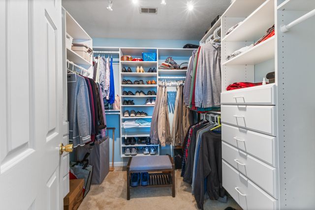 709 Harris Dr, Gallatin, TN 37066