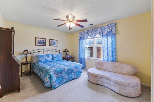 709 Harris Dr, Gallatin, TN 37066