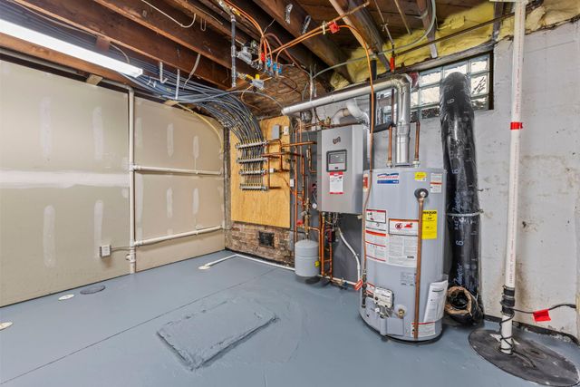 2405 Sheridan Avenue S, Minneapolis, MN 55405