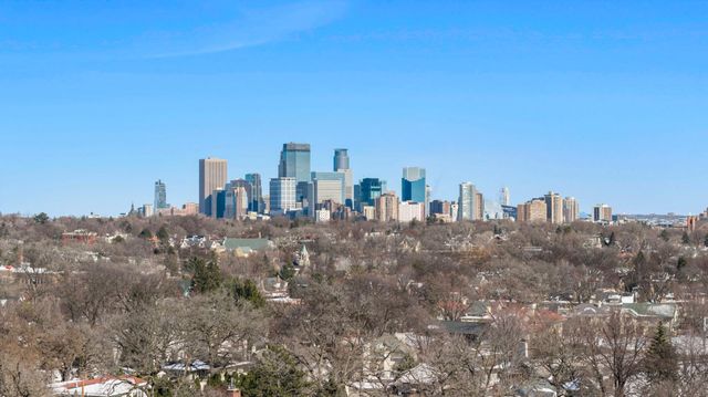 2405 Sheridan Avenue S, Minneapolis, MN 55405