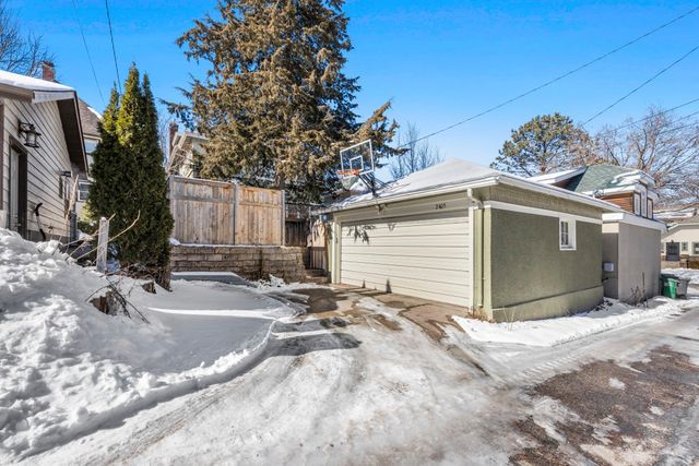 2405 Sheridan Avenue S, Minneapolis, MN 55405