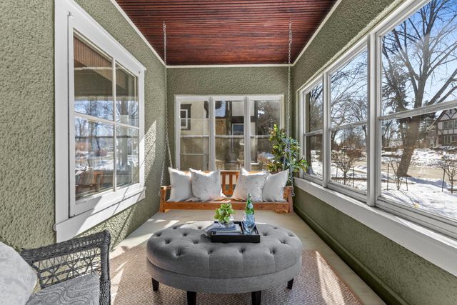 2405 Sheridan Avenue S, Minneapolis, MN 55405