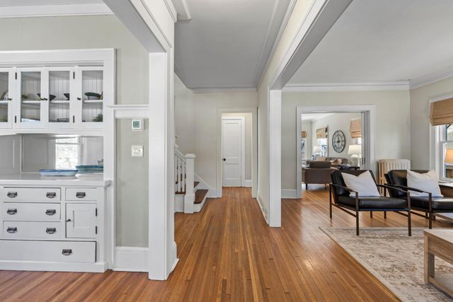 2405 Sheridan Avenue S, Minneapolis, MN 55405