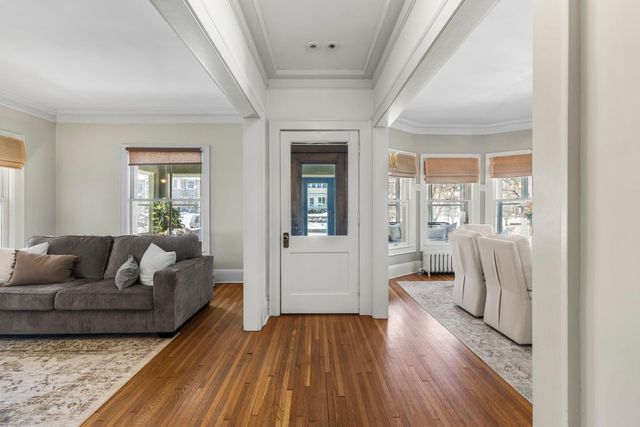 2405 Sheridan Avenue S, Minneapolis, MN 55405