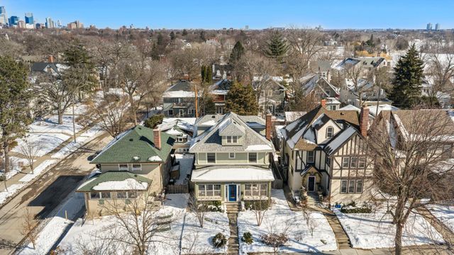 2405 Sheridan Avenue S, Minneapolis, MN 55405