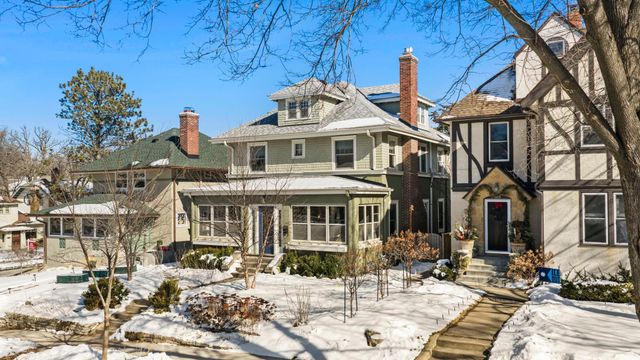 2405 Sheridan Avenue S, Minneapolis, MN 55405