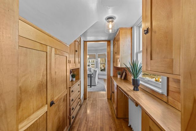 2405 Sheridan Avenue S, Minneapolis, MN 55405